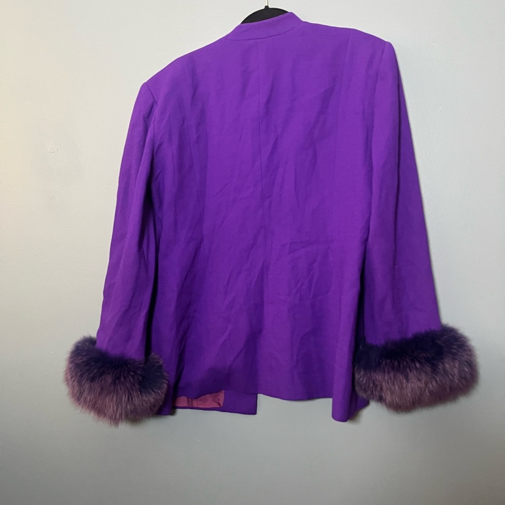 LILY and Taylor New York Fox Fur Sleeve Blazer and Skirt Suit Size 12 - Picture 4 of 6